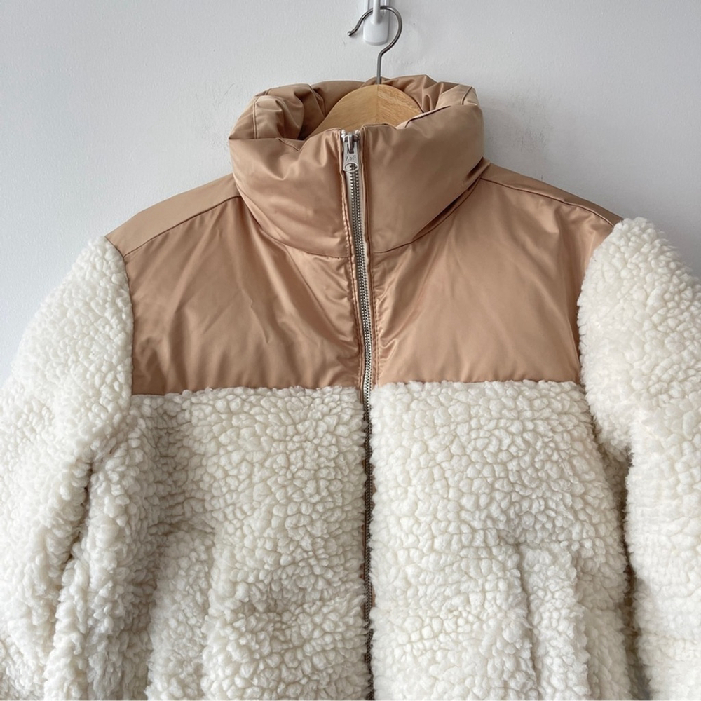 Abercrombie & Fitch Cream and Tan Sherpa Puffer Jacket mini XS ultra collection - Picture 5 of 11
